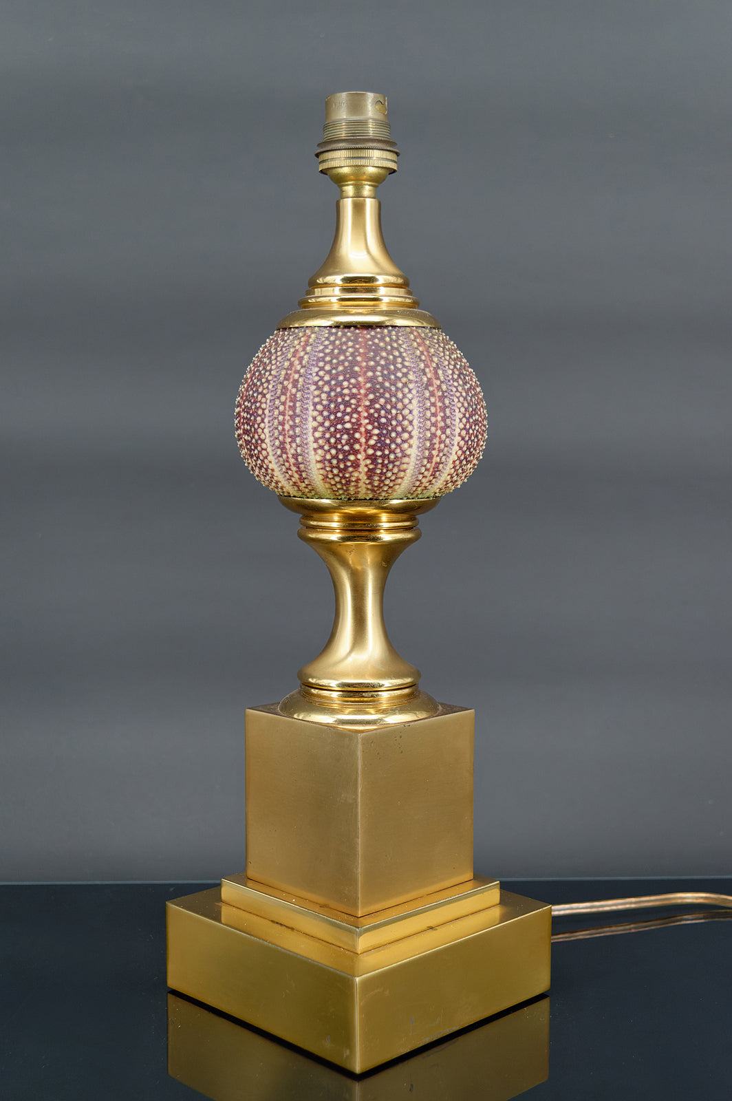 Lampe Maison Charles, Oursin rose et bronze doré, France, Circa 1960