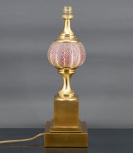 Lade das Bild in den Galerie-Viewer, Lampe Maison Charles, Oursin rose et bronze doré, France, Circa 1960
