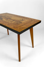 将图片加载到图库查看器，Table basse Midcentury africaine en bois marqueté, vers 1960
