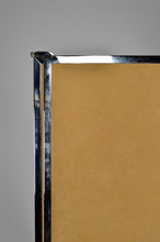 Cargar imagen en el visor de la galería, Miroir triptyque gainé de cuir provenant des Ateliers de Coco Chanel, Art Deco, France, Circa 1930
