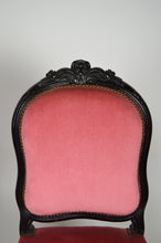 Загрузить изображение в средство просмотра галереи, Chaises Napoléon III en bois noirci et velours rose, France, circa 1870
