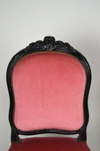 Загрузить изображение в средство просмотра галереи, Chaises Napoléon III en bois noirci et velours rose, France, circa 1870
