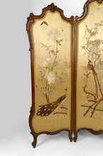 Lade das Bild in den Galerie-Viewer, Paravent japonisant Louis XV, &quot;Aux oiseaux&quot;, France, Circa 1880
