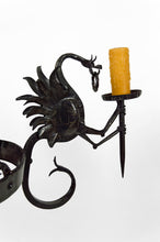 Загрузить изображение в средство просмотра галереи, Lustre aux dragons en fer forgé, Italie, circa 1900
