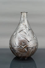 Charger l&#39;image dans la galerie, Vase René Lalique, modèle Sauge, Circa 1923

