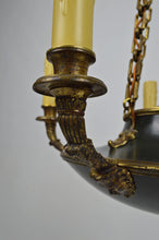 Загрузить изображение в средство просмотра галереи, Lustre Empire en bronze, modèle aux mascarons
