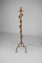 Charger l&#39;image dans la galerie, Lampadaire pique-cierge en fer forgé doré, France, circa 1940
