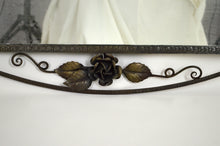 Cargar imagen en el visor de la galería, Miroir Art Déco en fer forgé à motif floral
