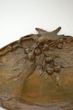 Lade das Bild in den Galerie-Viewer, Vide-poche Art Nouveau en bronze, vers 1900
