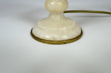 Charger l&#39;image dans la galerie, Petite lampe italienne en marbre blanc
