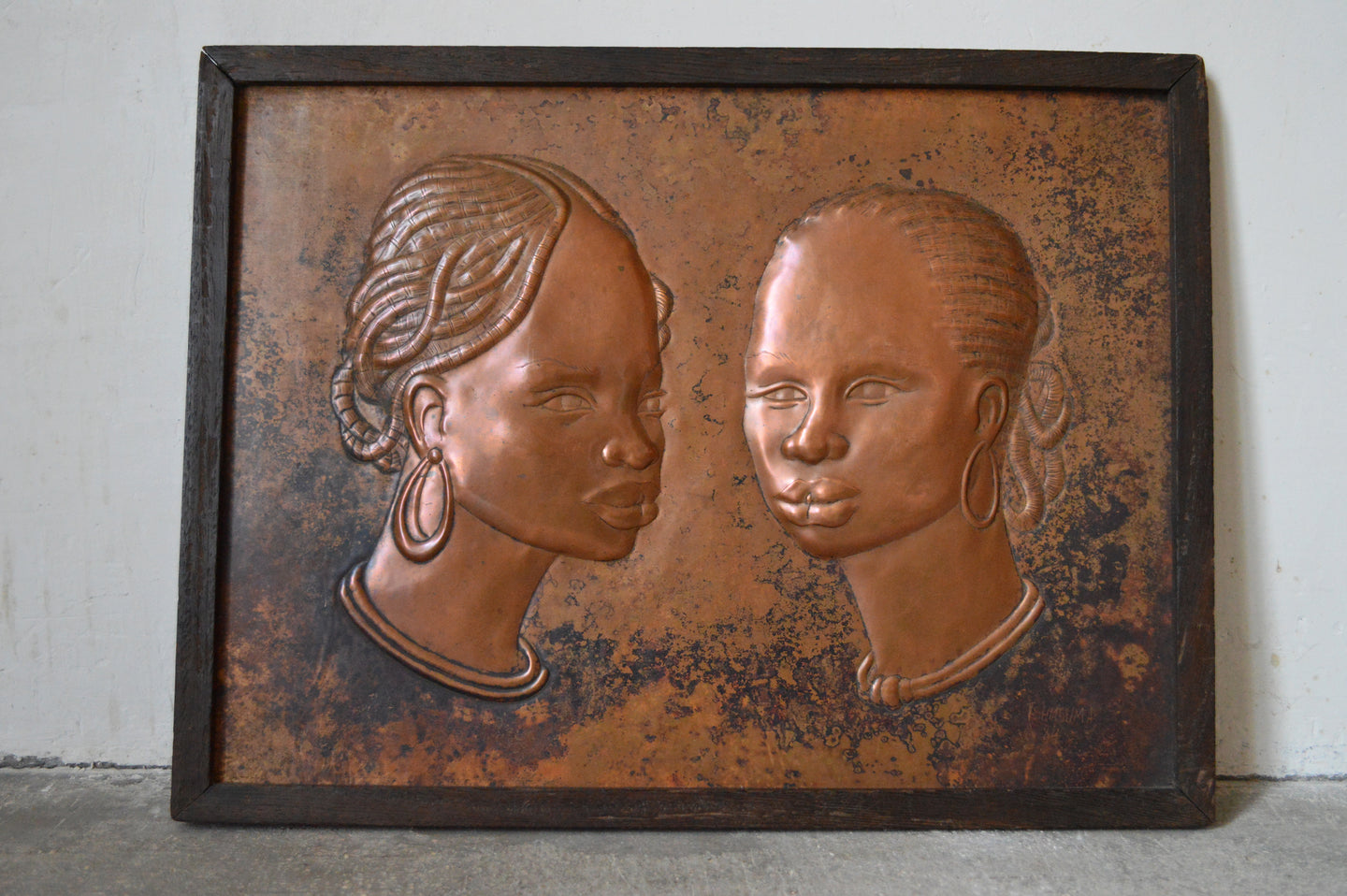 Portrait de Femmes Africaines en cuivre par Tshiasuma, 1984