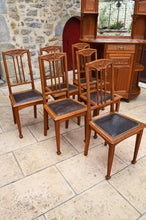 Lade das Bild in den Galerie-Viewer, Table et 6 chaises Art Nouveau par Gauthier-Poinsignon en chêne
