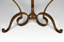 Загрузить изображение в средство просмотра галереи, Table basse en marbre et fer forgé doré par Raymond Subes, vers 1935
