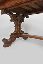 Cargar imagen en el visor de la galería, Table Anglaise Neogothique en acajou vers 1840
