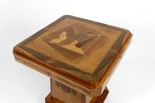 Lade das Bild in den Galerie-Viewer, Table de jeu Art Déco en bois marqueté, circa 1925
