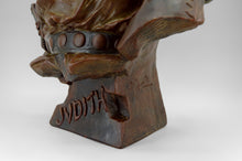 Cargar imagen en el visor de la galería, Buste de Judith en terre cuite par Ricardo Aurilli, circa 1900-1910
