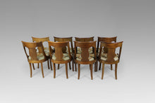 Загрузить изображение в средство просмотра галереи, Lot de 8 chaises de salle à manger en acajou, style Restauration, XIXe.
