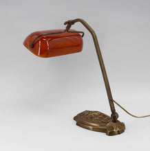将图片加载到图库查看器，Lampe de banquier Art Nouveau, France, circa 1900
