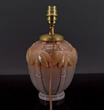 Загрузить изображение в средство просмотра галереи, Lampe Art Déco en verre opalin moulé, France, circa 1930
