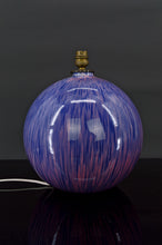 Cargar imagen en el visor de la galería, Lampe boule en céramique à émail violet, Art Deco
