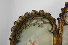 Cargar imagen en el visor de la galería, Paravent Belle Epoque en bois sculpté doré et toiles naturalistes, vers 1880
